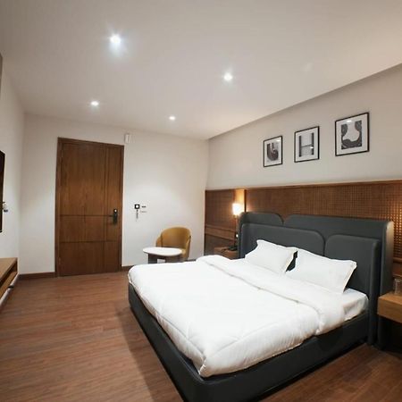 The Rohini Mansion A Unit Of The Monsoon & Pearl Palace Yamuna Nagar Luaran gambar
