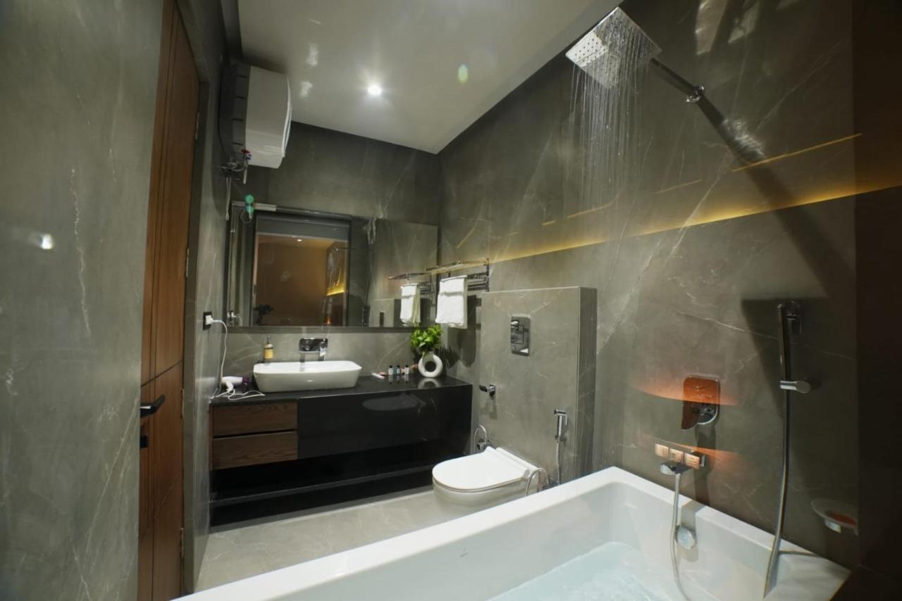 The Rohini Mansion A Unit Of The Monsoon & Pearl Palace Yamuna Nagar Luaran gambar